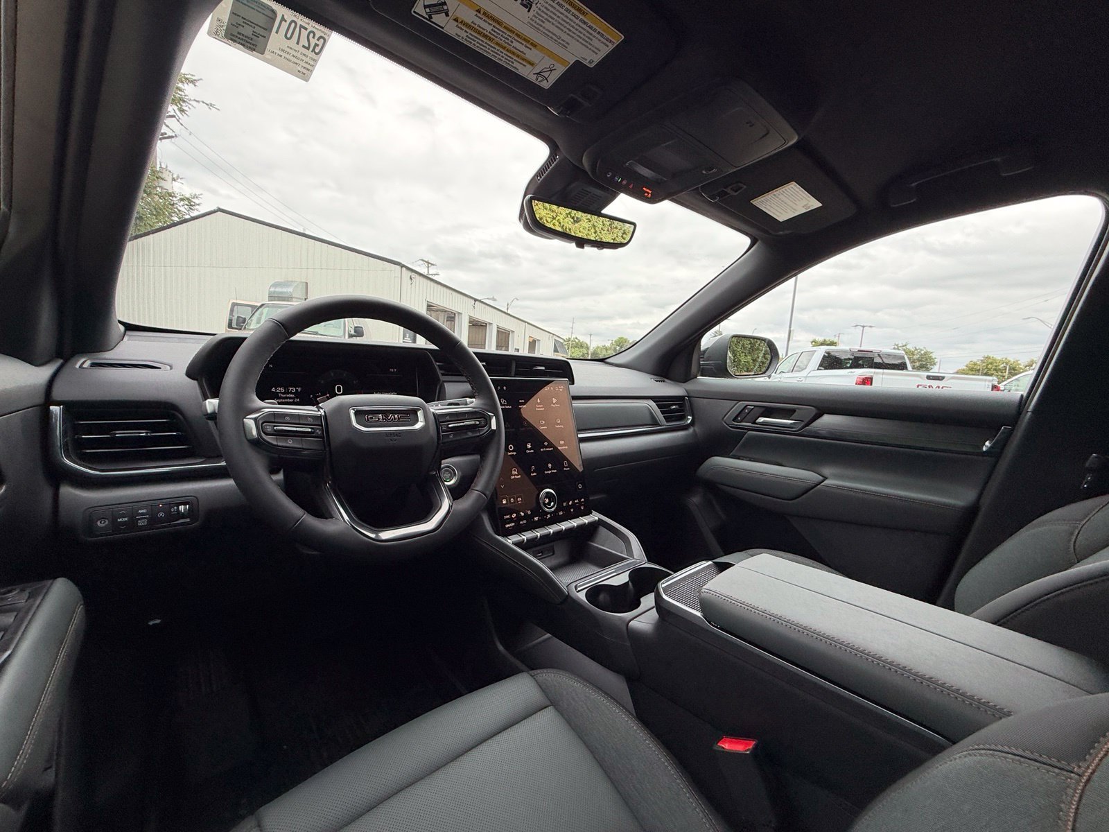 New 2027 GMC Terrain AT4 w/ Convenience Package III AWD/4WD image 26