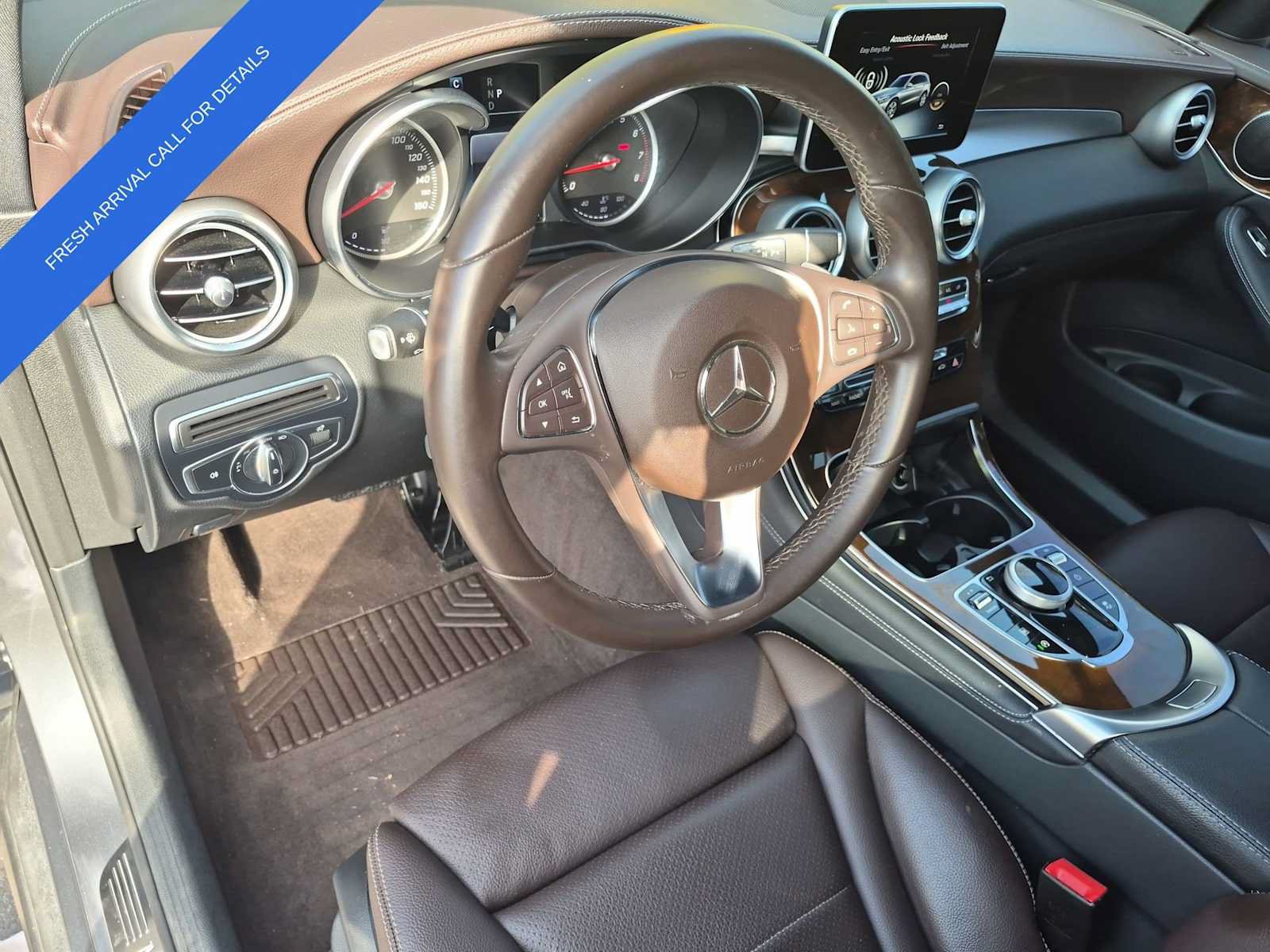 Used 2017 Mercedes-Benz GLC 300 4MATIC image 10