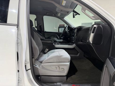 Used 2018 Chevrolet Silverado 1500 LT w/ Texas Edition AWD/4WD image 19