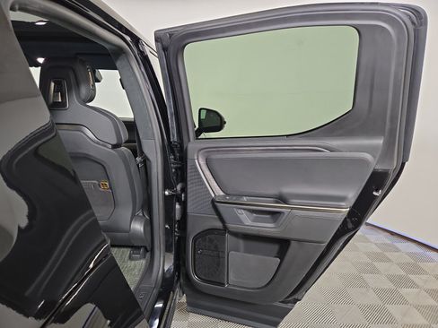 Used 2025 Rivian R1T Adventure AWD/4WD image 19