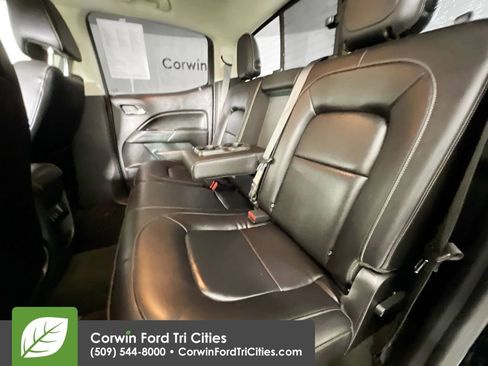 Used 2017 GMC Canyon SLT image 24