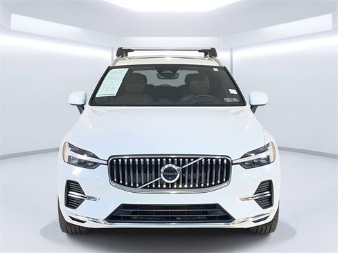 Used 2022 Volvo XC60 T8 Inscription w/ Advanced Package image 10