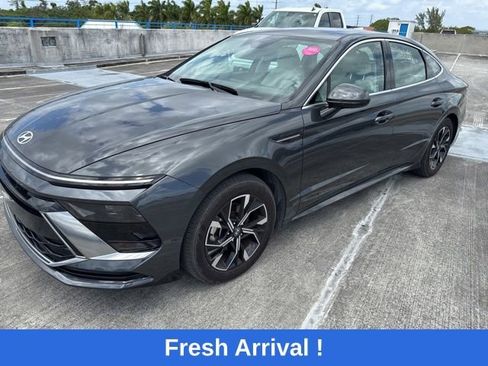 Used 2025 Hyundai Sonata SEL image 1