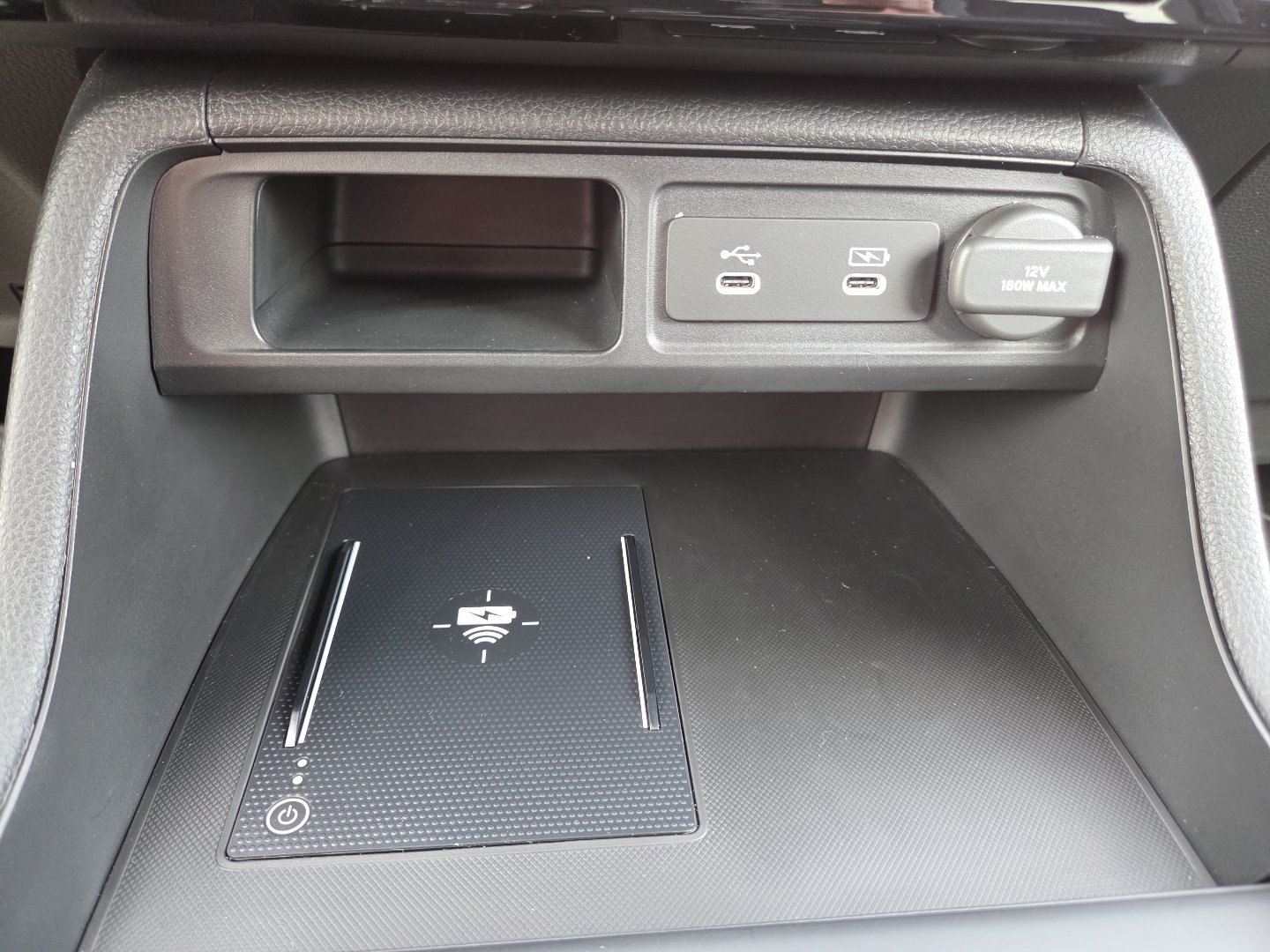 Certified 2026 Honda Pilot Black Edition image 9
