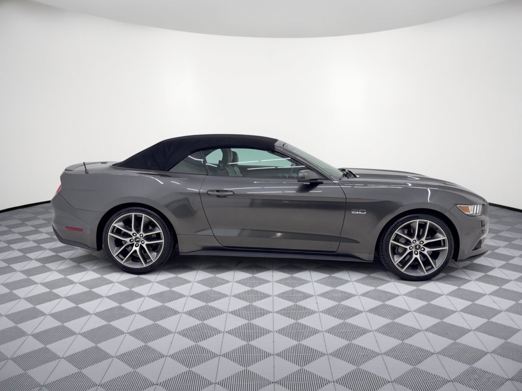 Used 2016 Ford Mustang GT Premium w/ Equipment Group 401A RWD image 31