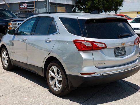 Used 2020 Chevrolet Equinox LT FWD image 4