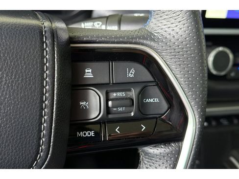 Used 2023 Toyota Tundra Platinum w/ Advanced Package AWD/4WD image 26