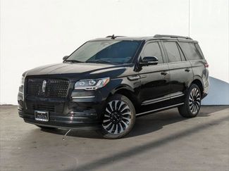 Used 2024 Lincoln Navigator Reserve video 1