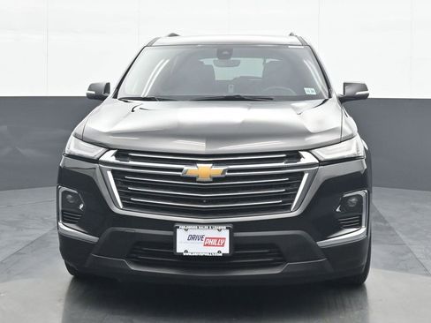 Used 2023 Chevrolet Traverse LT w/ LT Premium Package image 1