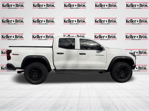 Used 2024 Chevrolet Colorado Trail Boss w/ Technology Package image 8
