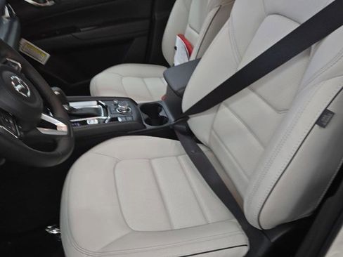 New 2025 MAZDA CX-5 AWD 2.5 S w/ Preferred Package image 6