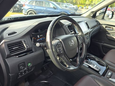 Used 2023 Honda Ridgeline Black Edition image 9
