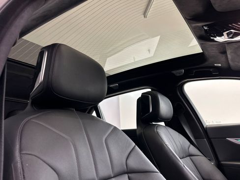 Certified 2023 BMW 740i w/ Executive Package RWD image 27