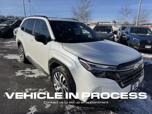 Used 2025 Subaru Forester Touring w/ Popular Package - Touring image 1