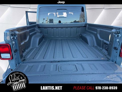 New 2026 Jeep Gladiator Sport image 13