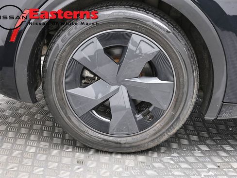 Used 2023 Toyota Prius LE FWD image 29