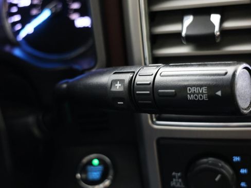 Used 2020 Ford F350 Platinum w/ FX4 Off-Road Package image 6