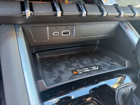 New 2026 Chevrolet Colorado ZR2 w/ Technology Package image 16