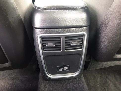 Used 2019 Dodge Charger SXT AWD/4WD image 33