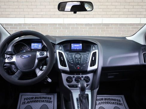 Used 2014 Ford Focus SE image 26