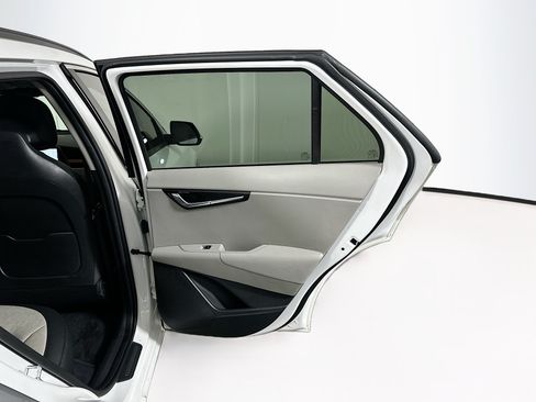 Used 2023 Kia Niro Wave FWD image 33