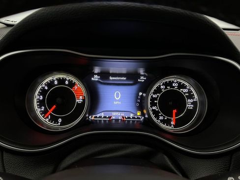 Used 2021 Jeep Cherokee Trailhawk w/ Comfort/Convenience Group AWD/4WD image 17