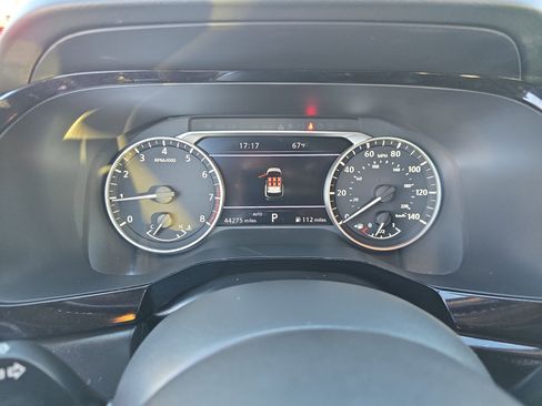 Used 2022 Nissan Pathfinder SL w/ SL Black Package image 21