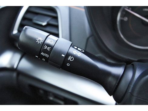 Used 2019 Subaru Crosstrek 2.0i Limited image 17