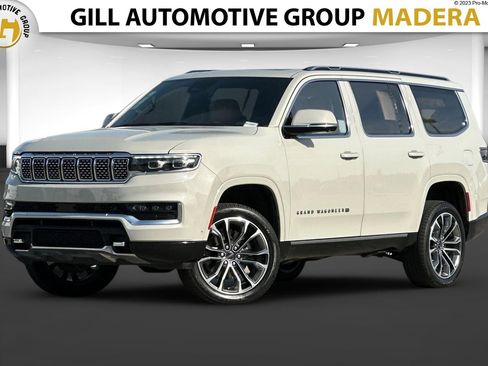 Used 2022 Jeep Grand Wagoneer Series III w/ Rear Seat Video Group 1 AWD/4WD image 1