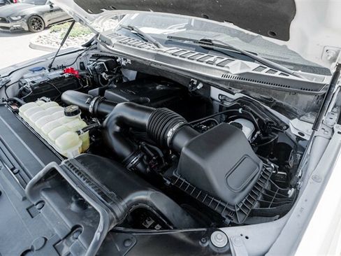 Used 2020 Ford F150 Platinum w/ Equipment Group 701A Luxury AWD/4WD image 47