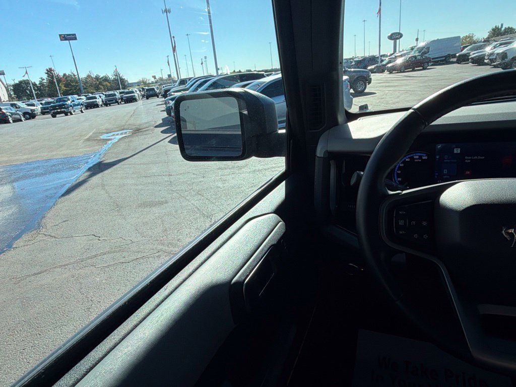 Used 2023 Ford Bronco Badlands w/ Sasquatch Package AWD/4WD image 23