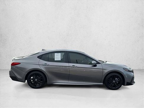 Certified 2025 Toyota Camry SE image 4