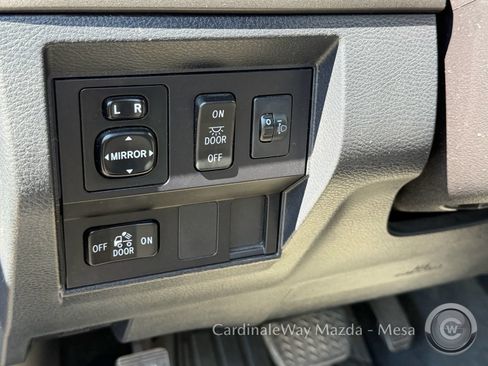 Used 2017 Toyota Tundra SR5 w/ SR5 Upgrade Package RWD image 12