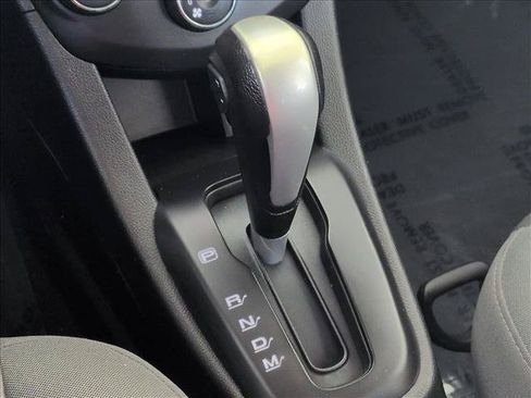 Used 2017 Chevrolet Sonic LT FWD image 10