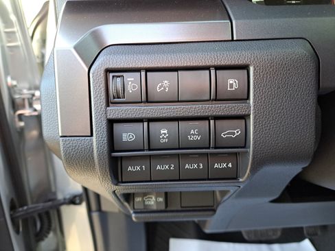 New 2025 Toyota 4Runner 4WD image 37