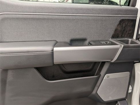 New 2025 Ford F250 Lariat w/ Lariat Ultimate Package image 28
