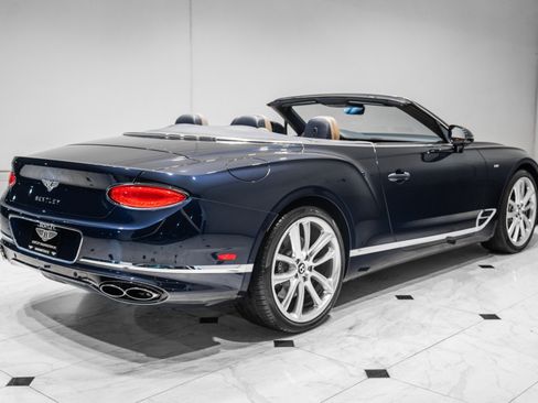 Used 2021 Bentley Continental GT AWD/4WD image 11