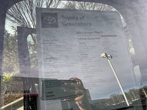 Used 2021 Nissan Titan S w/ Accessory Utility Package image 34