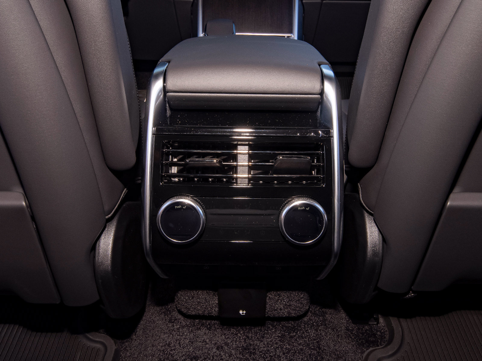 New 2027 Land Rover Range Rover SE AWD/4WD image 50