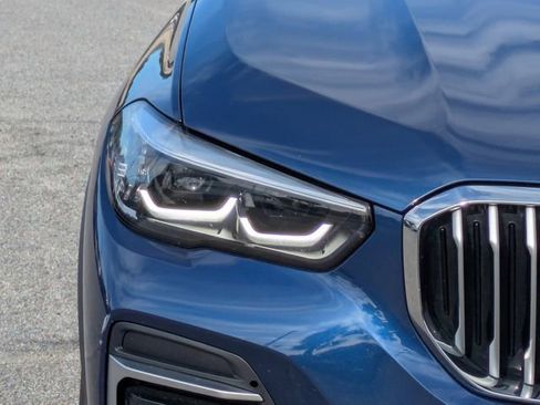 Used 2022 BMW X5 xDrive40i w/ Premium Package image 10