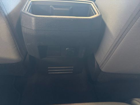 Used 2025 Toyota Tacoma TRD Off-Road AWD/4WD image 23