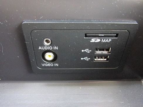 Used 2017 Nissan Pathfinder SL w/ SL Tech Package image 17