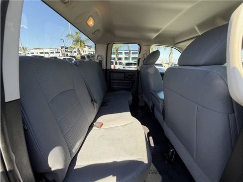 Used 2015 RAM 1500 Express image 26