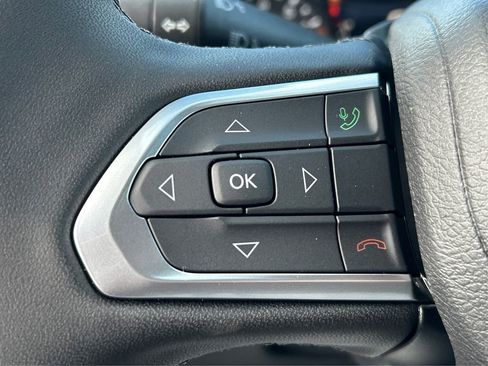 New 2026 Jeep Compass Limited image 33