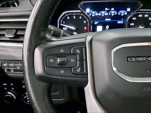 Used 2021 GMC Yukon Denali w/ Denali Premium Package AWD/4WD image 25