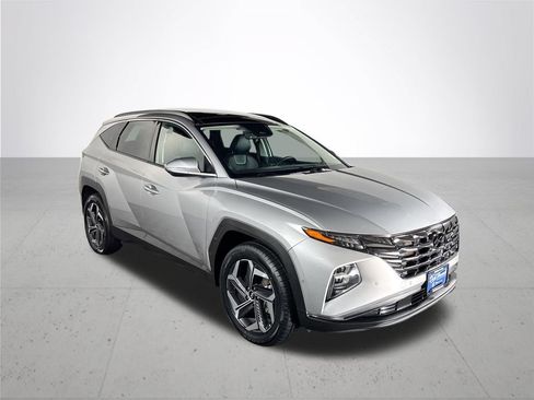 Used 2023 Hyundai Tucson Limited w/ Cargo Package AWD/4WD image 4