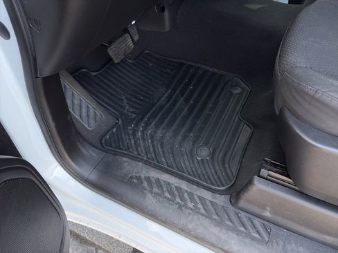 Used 2020 Chevrolet Silverado 1500 Custom Trail Boss w/ Custom Convenience Package image 14