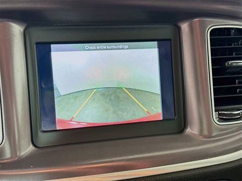 Used 2020 Dodge Charger SXT w/ Leather Interior Group image 13