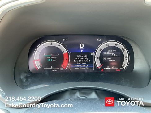 Used 2026 Toyota Highlander XSE AWD/4WD image 29