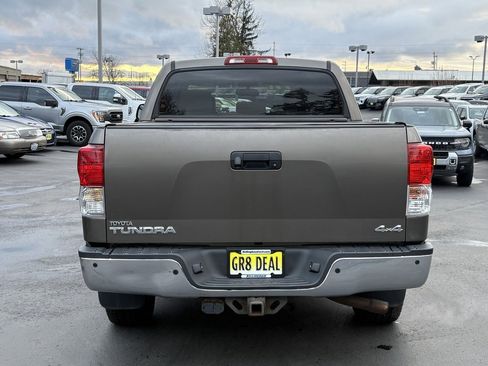 Used 2011 Toyota Tundra 4x4 CrewMax image 6